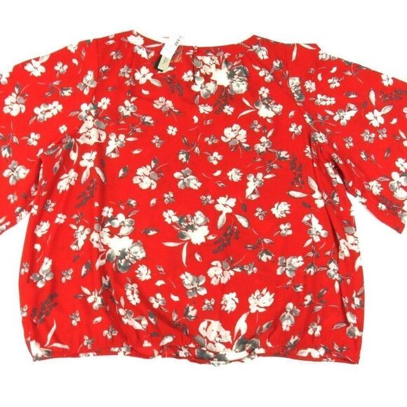 NWT Reitmans Top Red with White and Gray Flowers Blouse Women's Plus Size 3X - Picture 2 of 2